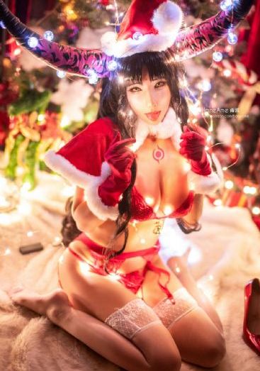 国产午夜性春猛交xxxx_十万网红美女美酱