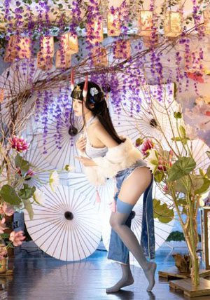 国产女贝网打屁股免费图片_在线免费观看电影