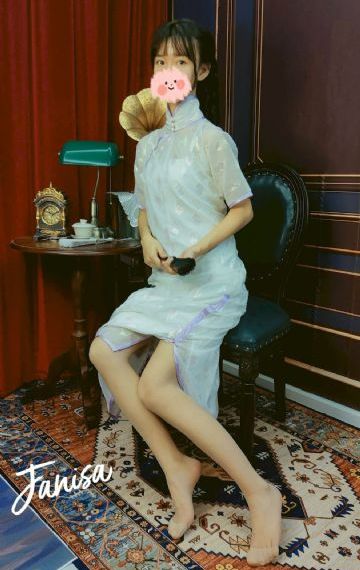 欧美比基尼名模海滩视频_BD国语在线观看完整版