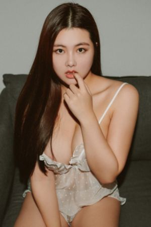 成年人高级感吻戏欧美_超清动漫在线观看
