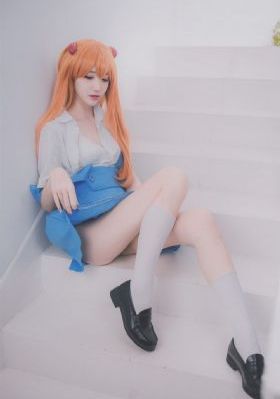 欧美雪纺长裙_迅雷1080